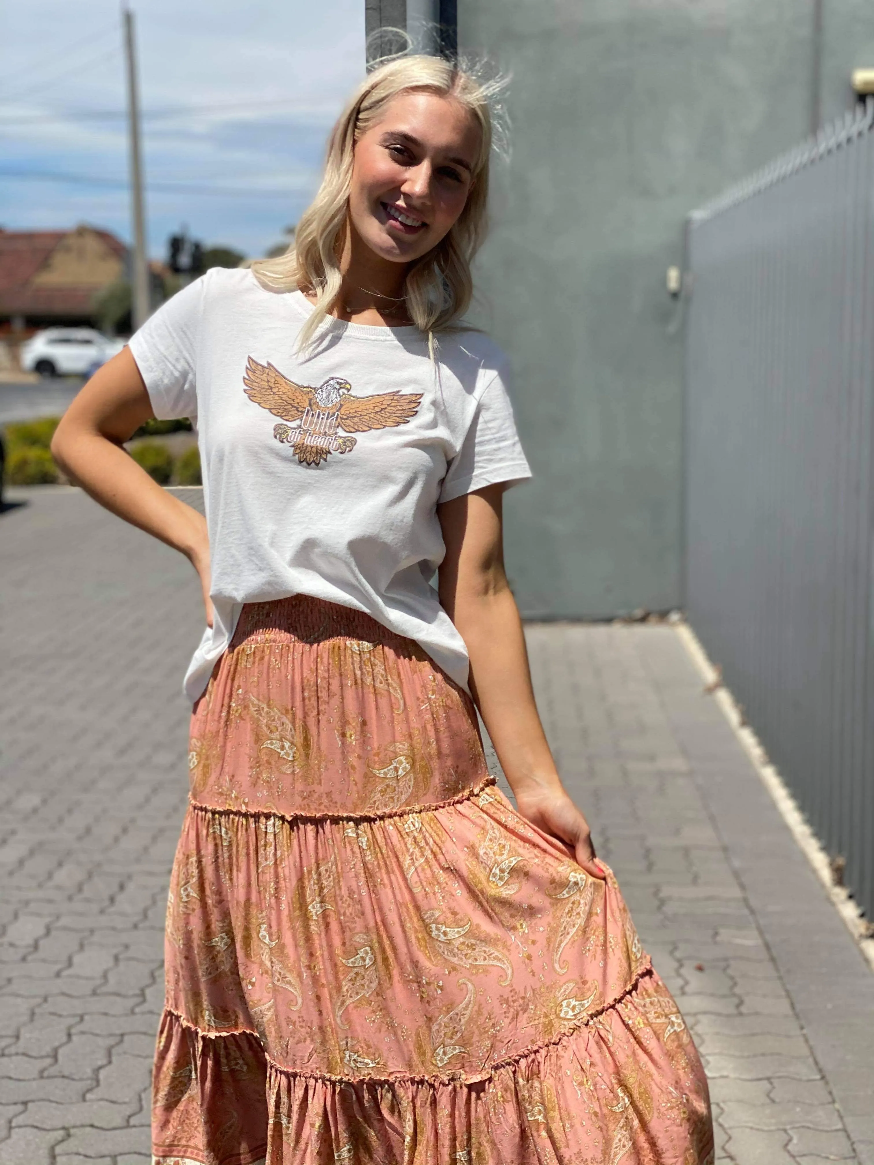 AMELIA TIERED MAXI SKIRT IN PEACH FLORAL PAISLEY