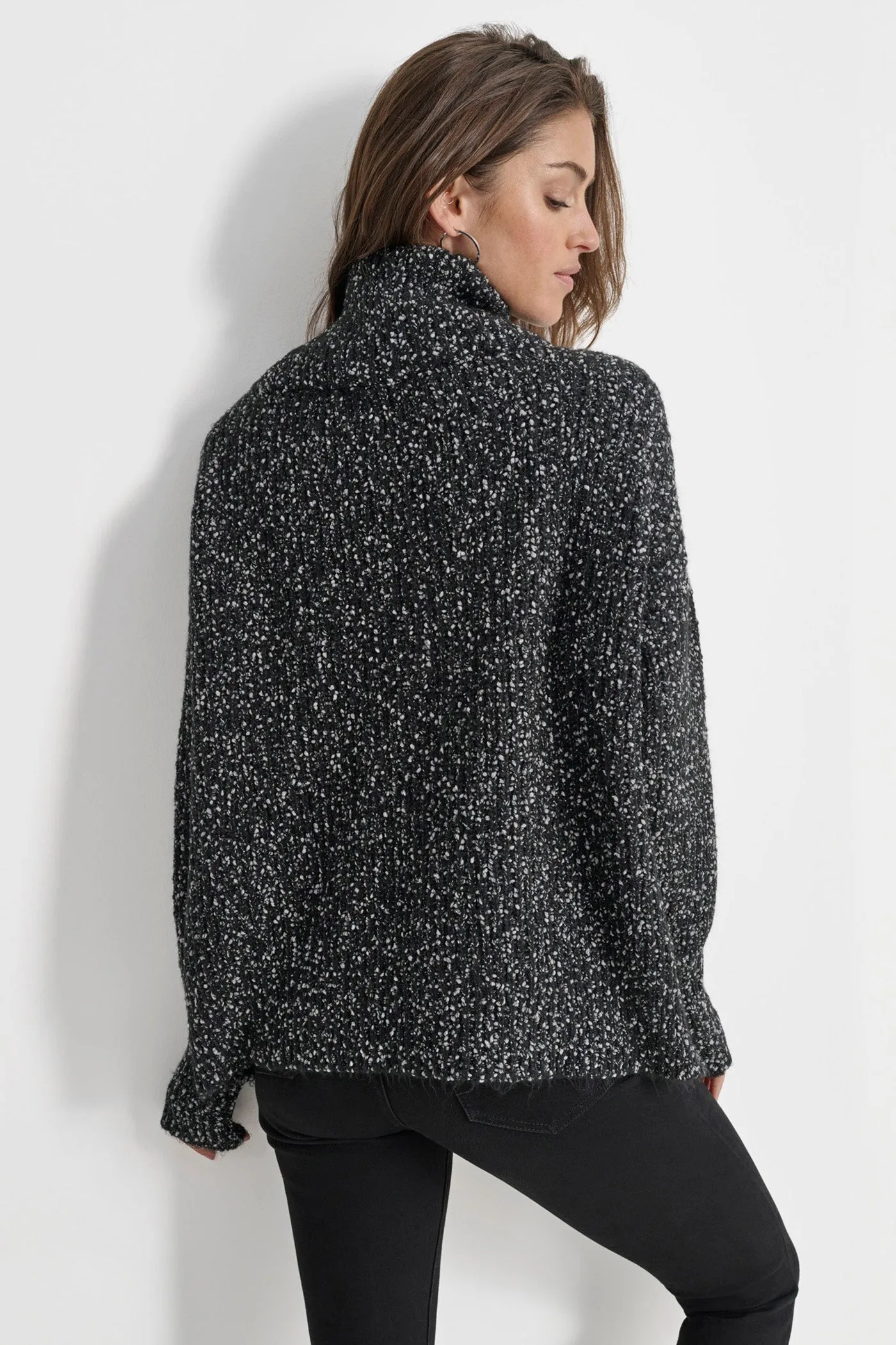 BOUCLE OVERSIZED SWEATER